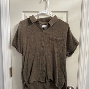 Calvin Klein Green Button-Up Shirt